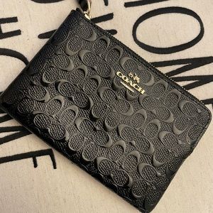 NEVER USED Coach Wristlet